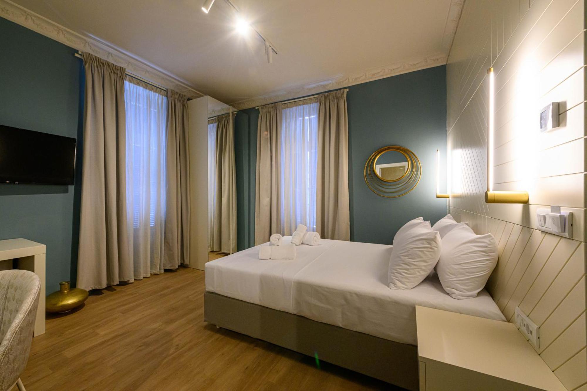 Blueblood - The Rooms Kalamata Luaran gambar