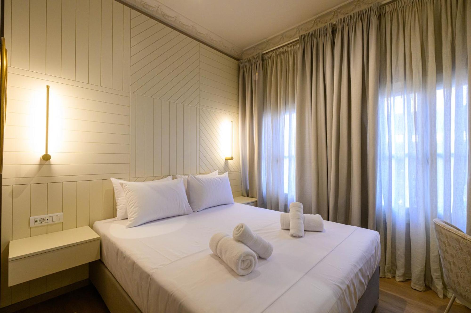 Blueblood - The Rooms Kalamata Luaran gambar