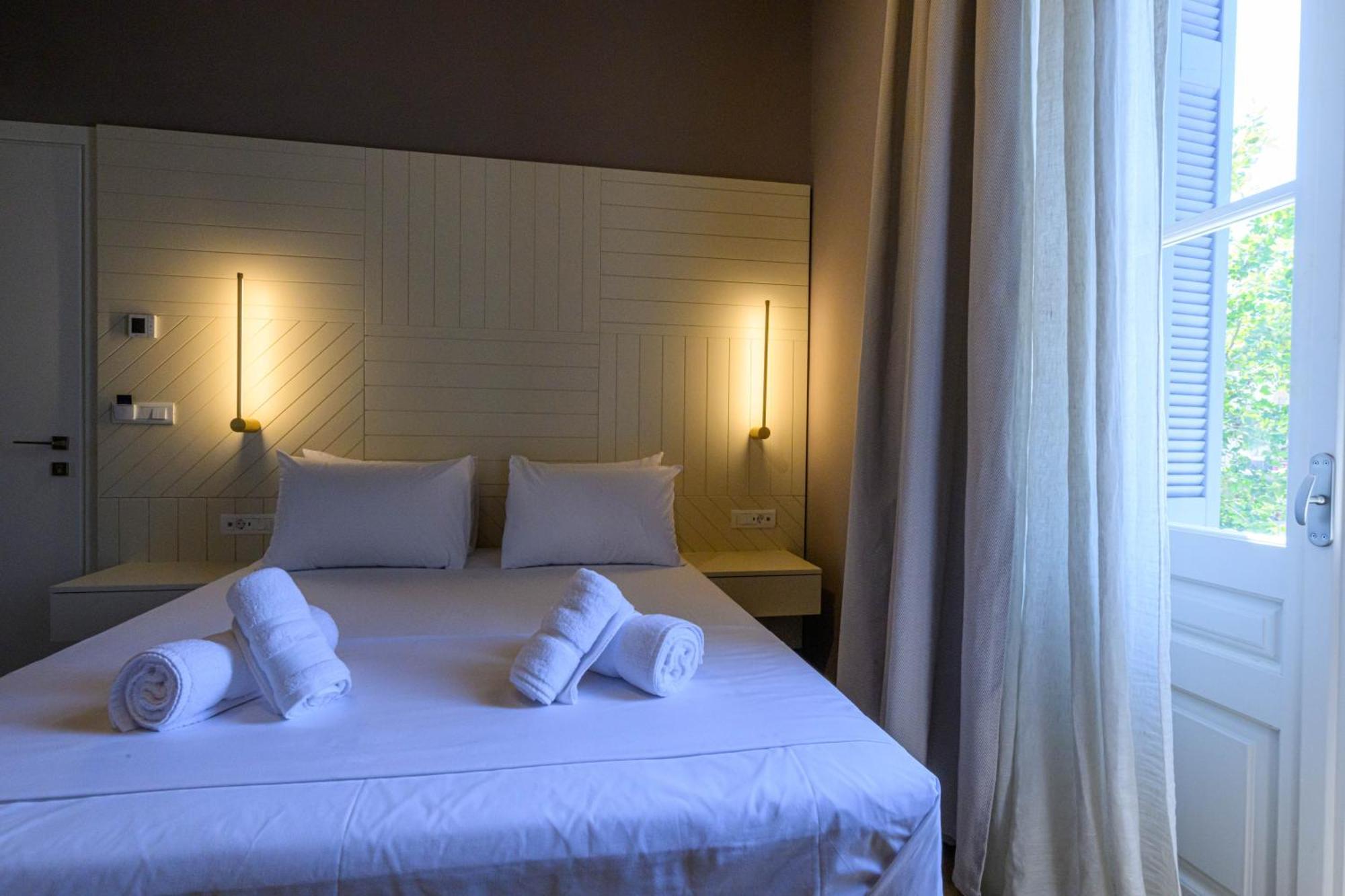 Blueblood - The Rooms Kalamata Luaran gambar